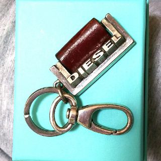 ディーゼル(DIESEL)のみっちゃん様ディーゼル キーリング(キーホルダー)