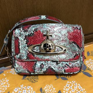 ヴィヴィアンウエストウッド(Vivienne Westwood)の期間限定値下げ ヴィヴィアンウエストウッド ショルダーバッグ(ショルダーバッグ)