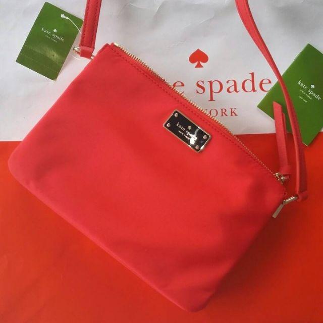 kate spade new york(ケイトスペードニューヨーク)の★★★★★★交渉中★★★★★★★★ケイトスペード赤ナイロンショルダーバッグレッド レディースのバッグ(ショルダーバッグ)の商品写真