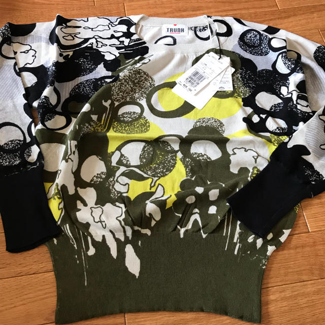 HIROKO KOSHINO(ヒロココシノ)のヒロココシノ コットン100% レディースのトップス(Tシャツ(長袖/七分))の商品写真