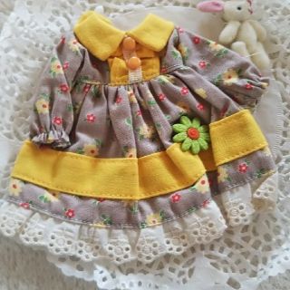 ネオブライス　服　4枚セット(その他)