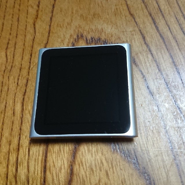 Apple(アップル)のipod nano 16G スマホ/家電/カメラのオーディオ機器(ポータブルプレーヤー)の商品写真