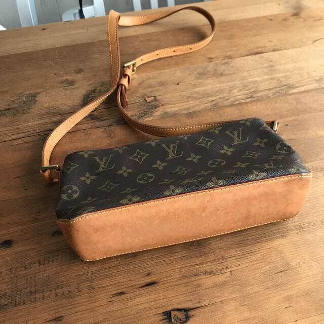 LOUIS VUITTON トロターバック