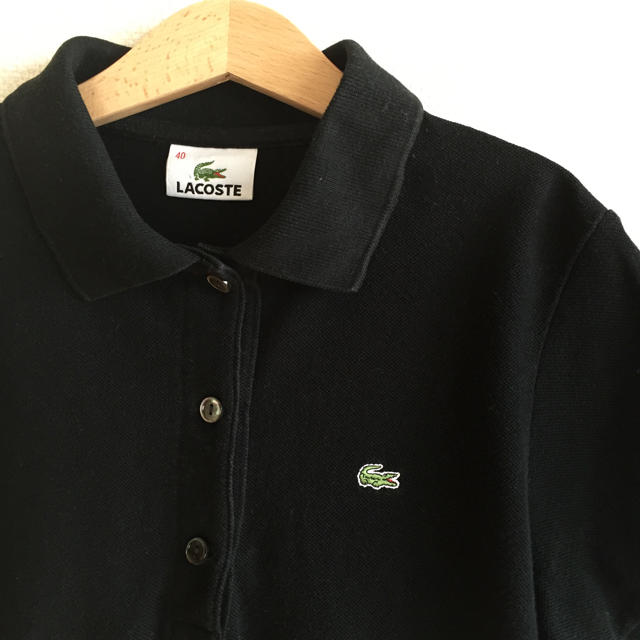 LACOSTE(ラコステ)のラコステ ブラック ポロシャツ 中古美品 40 レディースのトップス(ポロシャツ)の商品写真