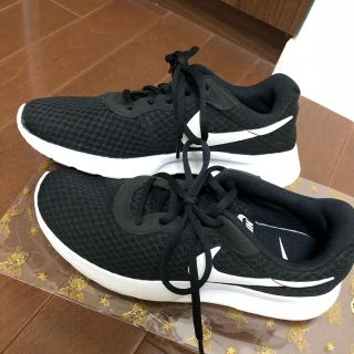 ナイキ(NIKE)のNIKE 黒 スニーカー 23.5(スニーカー)