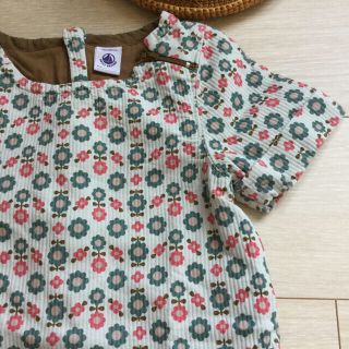 プチバトー(PETIT BATEAU)のお値下げ！プチバトー 花柄ワンピース 4ans(ワンピース)