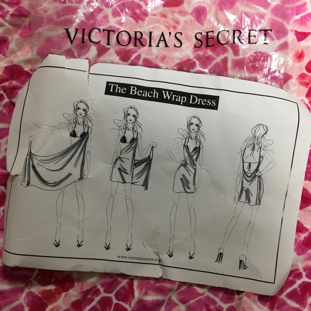 Victoria's Secret(ヴィクトリアズシークレット)の値下げ！新品未使用♪ヴィクトリアズシークレット ビーチラップドレス レディースの水着/浴衣(水着)の商品写真