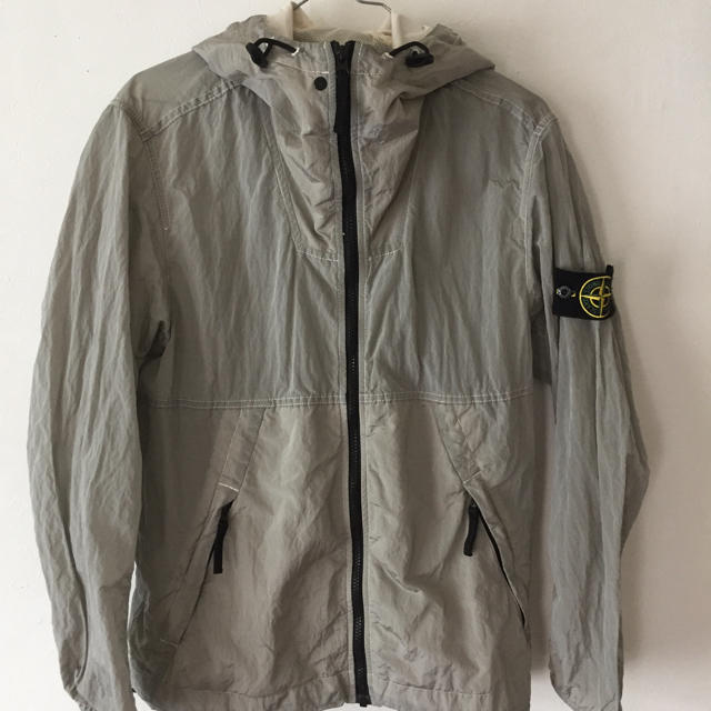 STONE ISLAND ストーンアイランド Mサイズ supreme