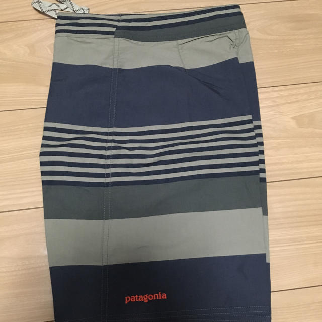 patagonia(パタゴニア)のorangette様 パタゴニア サーフ パンツ 新品 メンズの水着/浴衣(水着)の商品写真