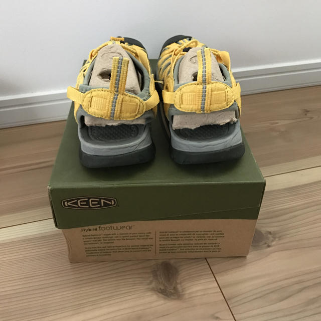 KEEN(キーン)のキーン KEEN ウィスパー サンダル 24.5 レディースの靴/シューズ(サンダル)の商品写真