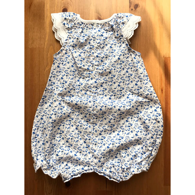 PETIT BATEAU(プチバトー)の12m プチバトー プリントショートロンパース（ブルー） キッズ/ベビー/マタニティのベビー服(~85cm)(ロンパース)の商品写真