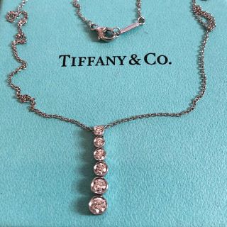 ティファニー(Tiffany & Co.)の超美品‼️ティファニー グラジュエイテッド ドロップ ダイヤモンド ネックレス(ネックレス)