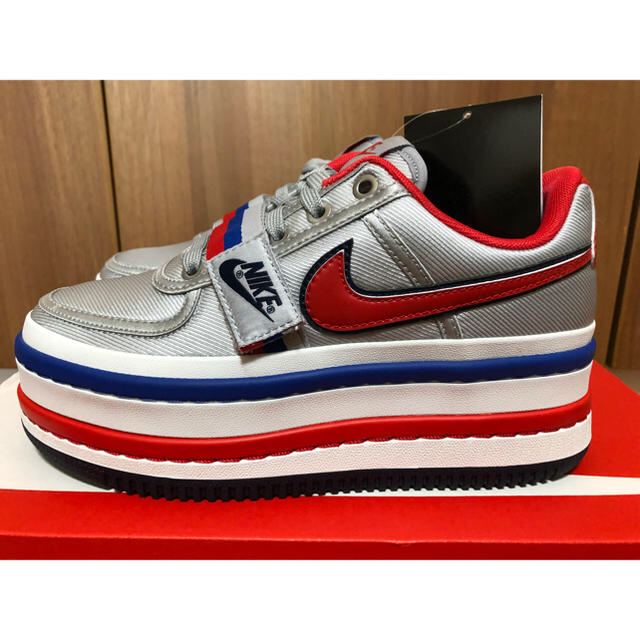 NIKE - 23.0cm ナイキ バンダル 2K 新品未使用の通販 by NIKE - 23.0cm ナイキ バンダル 2K 新品未使用の通販 by