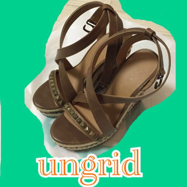 Ungrid(アングリッド)のungrid スタッズヒールサンダル レディースの靴/シューズ(サンダル)の商品写真
