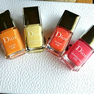 ディオール(Dior)のDior ヴェルニ 4色セット(マニキュア)