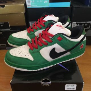 ナイキ(NIKE)のNike DUNK SB low heineken(スニーカー)