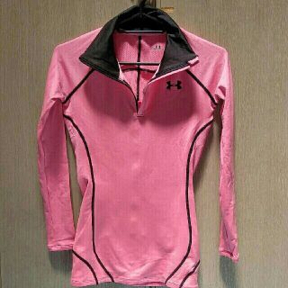 アンダーアーマー(UNDER ARMOUR)の専用　UNDER  ARMOUR ☆美品☆レディースコールドギア(カットソー(長袖/七分))