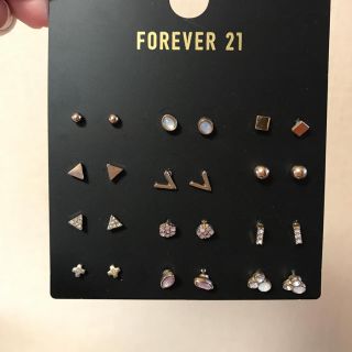 フォーエバートゥエンティーワン(FOREVER 21)のFOREVER 21 ピアス 12セット(ピアス)