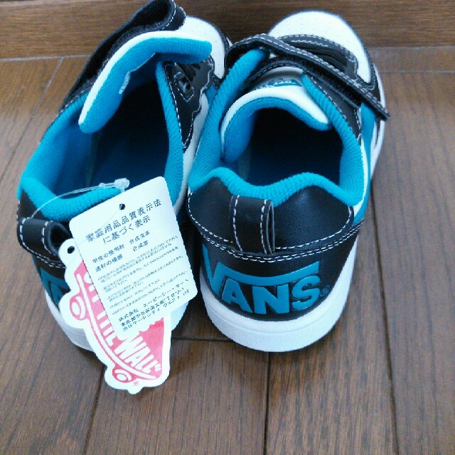 VANS(ヴァンズ)のVANS キッズ/ベビー/マタニティのキッズ靴/シューズ(15cm~)(スニーカー)の商品写真