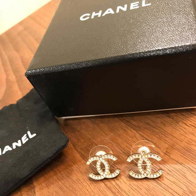 CHANEL ピアス