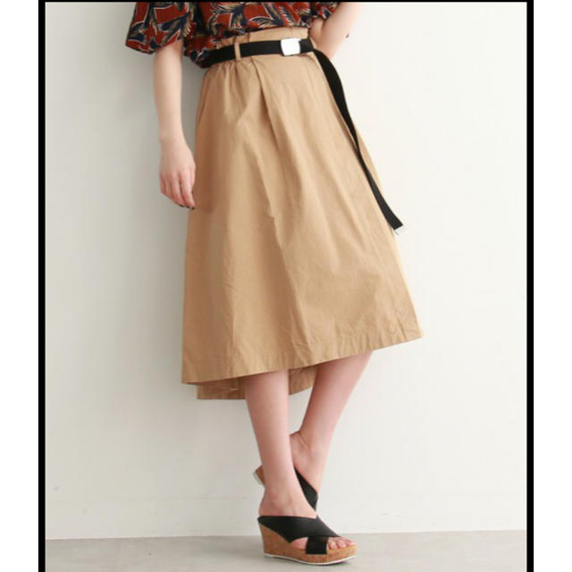 FREE'S MART(フリーズマート)のFREE'S MART ベルト付きイレギュラーヘムスカート レディースのスカート(ひざ丈スカート)の商品写真