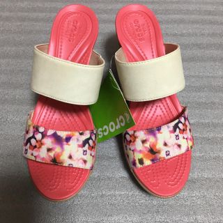 クロックス(crocs)のゴルフちゃん様専用 新品‼️crocs ウエッジソール ミュール(ミュール)