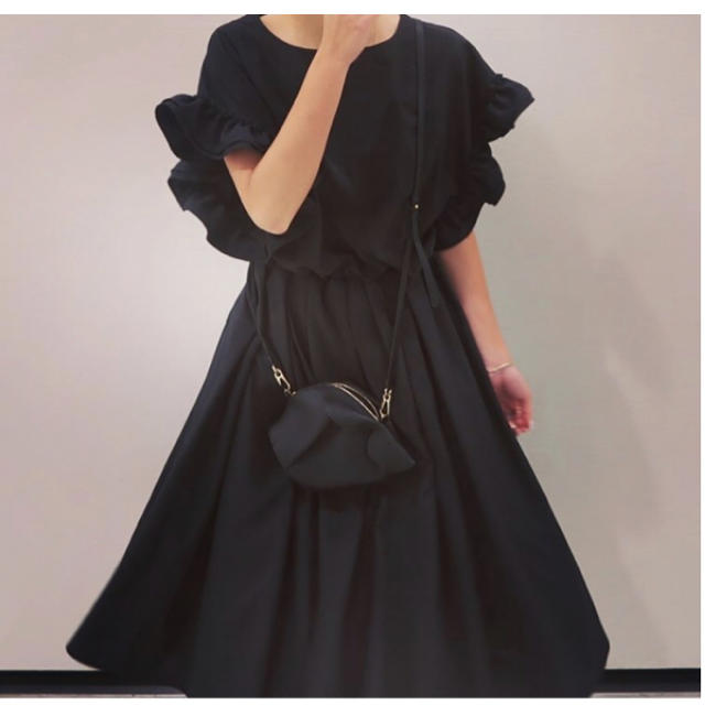 ひざ丈ワンピース新品！rosy monster♡ruffle sleeve OP