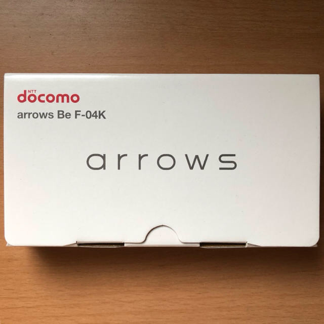 富士通(フジツウ)の新品 SIMフリー arrows Be F-04K ブラック 黒 docomo スマホ/家電/カメラのスマートフォン/携帯電話(スマートフォン本体)の商品写真