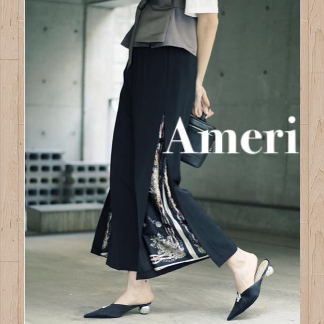 Ameri VINTAGE(アメリヴィンテージ)の【新品タグ付き❗️完売品】Ameri  Vintage レイヤードワイドパンツ レディースのパンツ(カジュアルパンツ)の商品写真