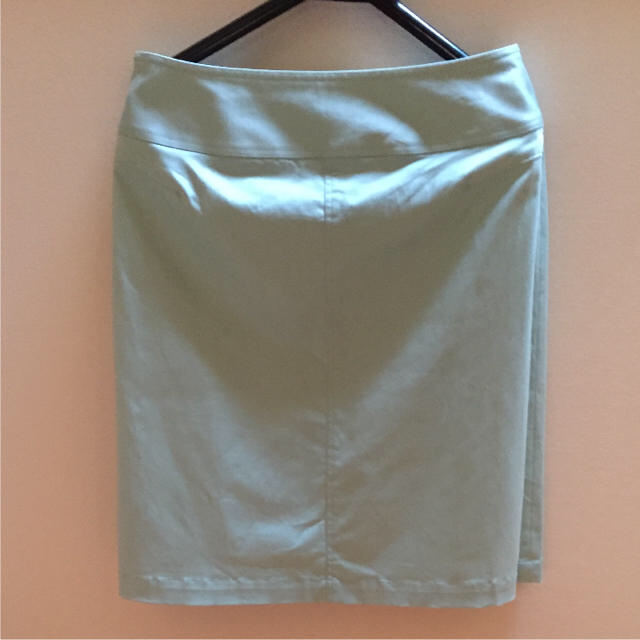 TOMORROWLAND(トゥモローランド)のトゥモローランドスカート レディースのスカート(ひざ丈スカート)の商品写真