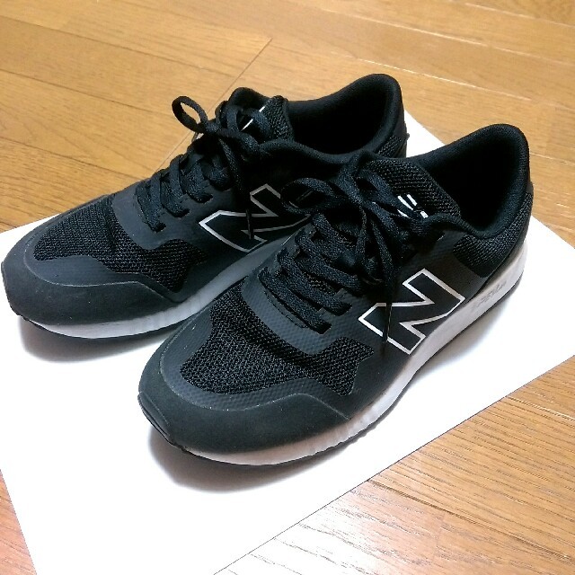 New Balance(ニューバランス)のNew balance：MRL005 23.0 レディースの靴/シューズ(スニーカー)の商品写真