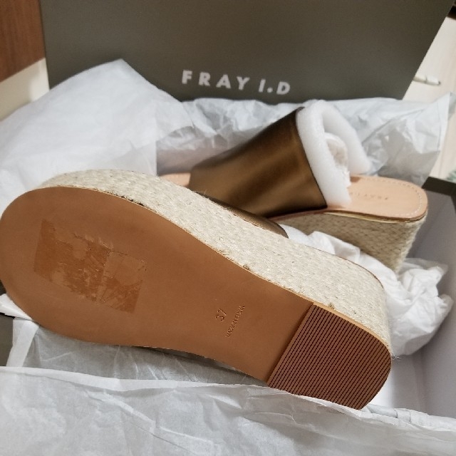 FRAY I.D(フレイアイディー)のりさのんさま15日まで新品FRAYI.Dフレイアイディー　ジュートレザーサンダル レディースの靴/シューズ(サンダル)の商品写真