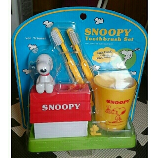 スヌーピー(SNOOPY)のSNOOPY 歯ブラシセット(生産終了商品)(歯ブラシ/歯みがき用品)
