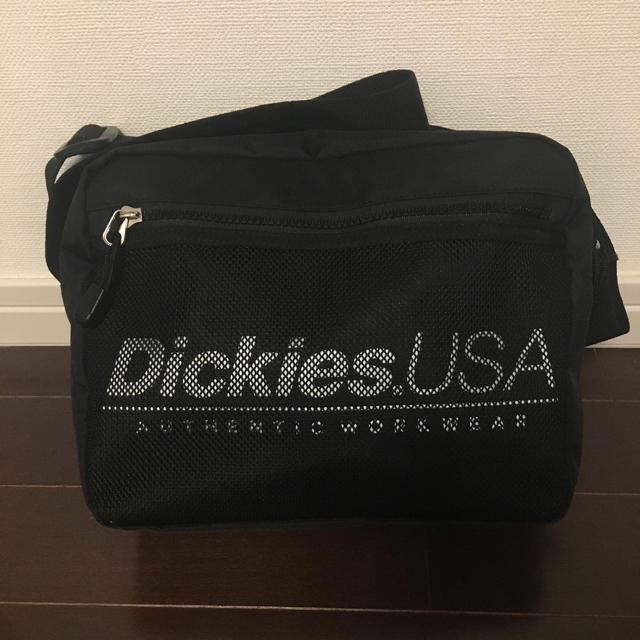 Dickies(ディッキーズ)のDickies ボディーバッグ Kastane レディースのバッグ(ボディバッグ/ウエストポーチ)の商品写真