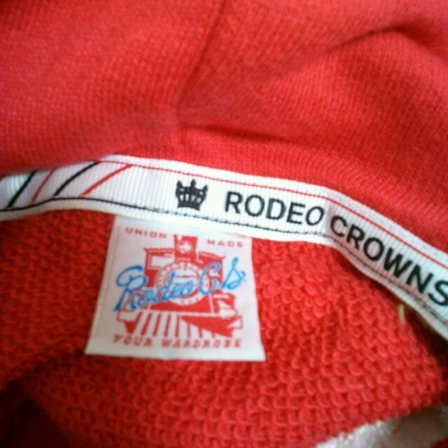 RODEO CROWNS(ロデオクラウンズ)のロデオ☆スタジャン風パーカー？ レディースのジャケット/アウター(スタジャン)の商品写真