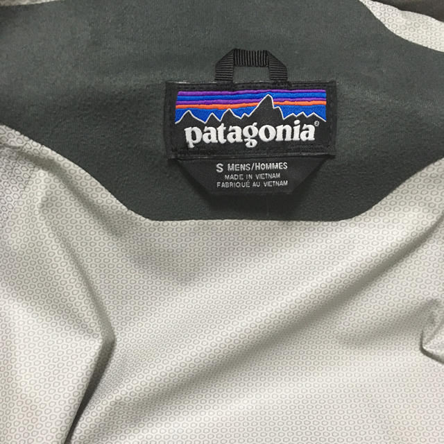 patagonia(パタゴニア)のパタゴニア トレントシェル ブラック メンズのジャケット/アウター(マウンテンパーカー)の商品写真