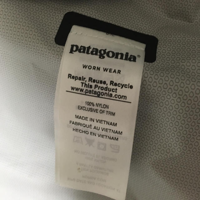 patagonia(パタゴニア)のパタゴニア トレントシェル ブラック メンズのジャケット/アウター(マウンテンパーカー)の商品写真