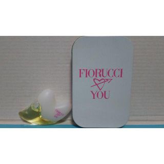 フィオルッチ(Fiorucci)のフィオルッチ ラブスユー 　ミニ5ｍL(香水(女性用))