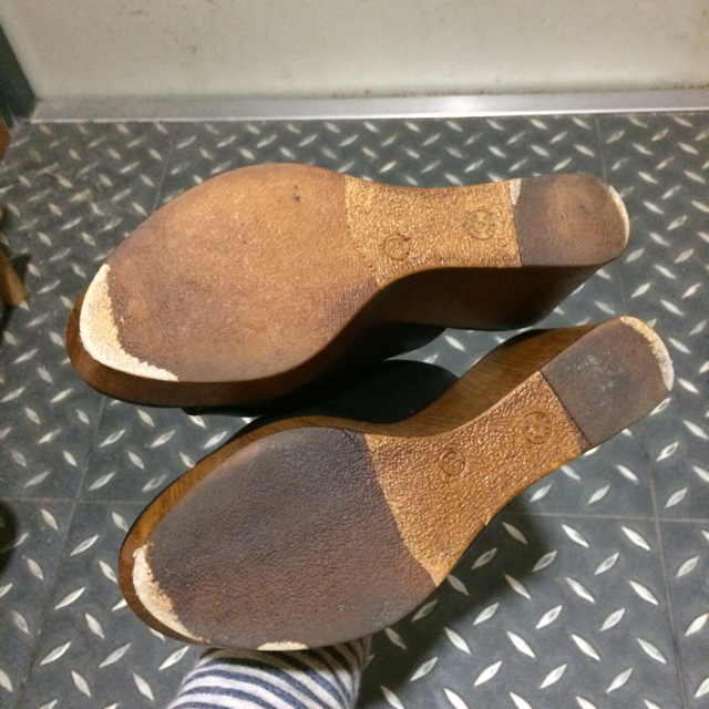 ROSE BUD(ローズバッド)のrose bad プラットホーム  本革 レディースの靴/シューズ(サンダル)の商品写真