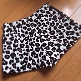 ジャイロ(JAYRO)のヒョウ柄ショーパン◼︎新品(ショートパンツ)