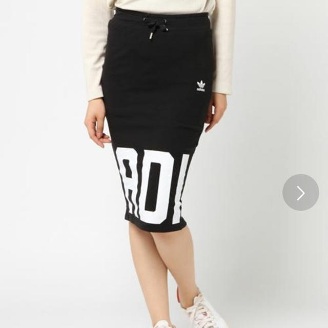 adidas(アディダス)のMlmama様専用adidasスカート レディースのスカート(ひざ丈スカート)の商品写真