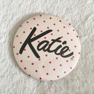 ケイティー(Katie)のKatie ♡ バッジ(ブローチ/コサージュ)