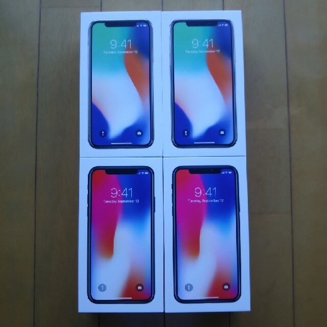 Apple(アップル)のmagdalene44様専用 docomo iPhoneX 64GB 合計4台 スマホ/家電/カメラのスマートフォン/携帯電話(スマートフォン本体)の商品写真