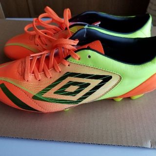 アンブロ(UMBRO)のumbro  サッカースパイク　オレンジベース(シューズ)