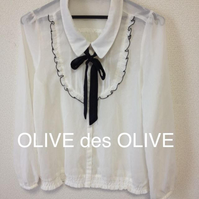 OLIVEdesOLIVE(オリーブデオリーブ)のOLIVE des OLIVE レディースのトップス(Tシャツ(長袖/七分))の商品写真