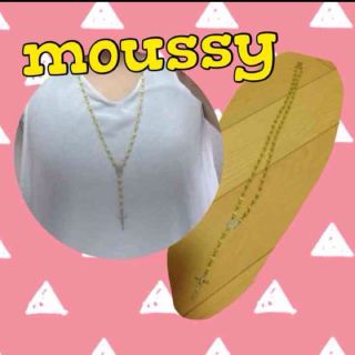 マウジー(moussy)のマウジー moussy クロスネックレス 十字架 イエロー 夏(ネックレス)