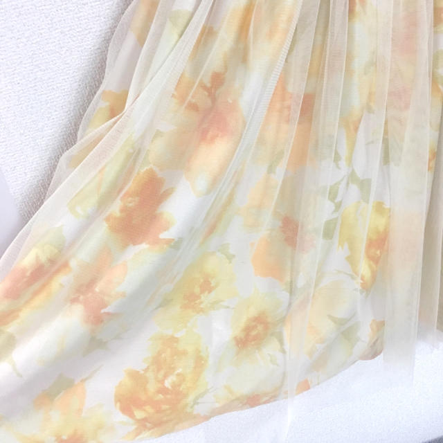 AIMER(エメ)の花柄チュール パーティードレス イエロー レディースのフォーマル/ドレス(ミディアムドレス)の商品写真