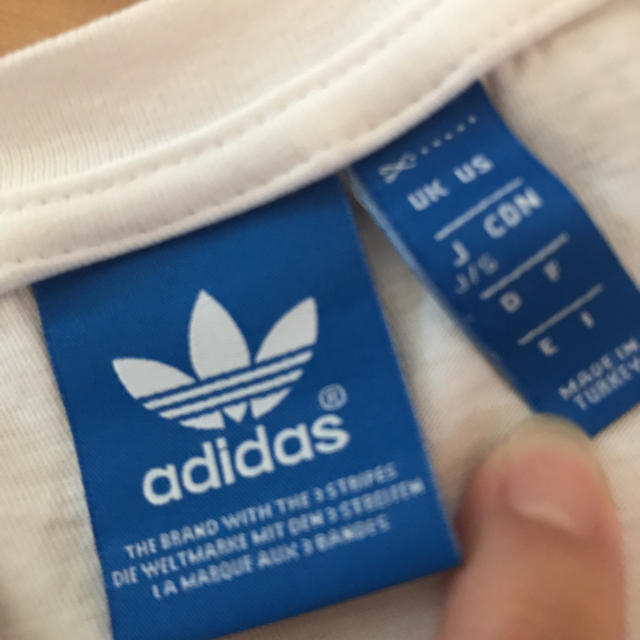 adidas(アディダス)のアディダス Tシャツ レディースのトップス(Tシャツ(半袖/袖なし))の商品写真