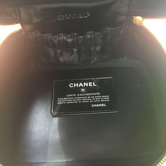 CHANEL(シャネル)のお値下げ♡chanel♡バニティ♡美品 レディースのバッグ(ハンドバッグ)の商品写真