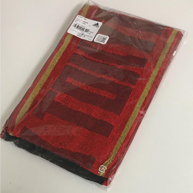 新品未使用 adidas ALVARK TOWEL タオル アディダス インテリア/住まい/日用品の日用品/生活雑貨/旅行(タオル/バス用品)の商品写真